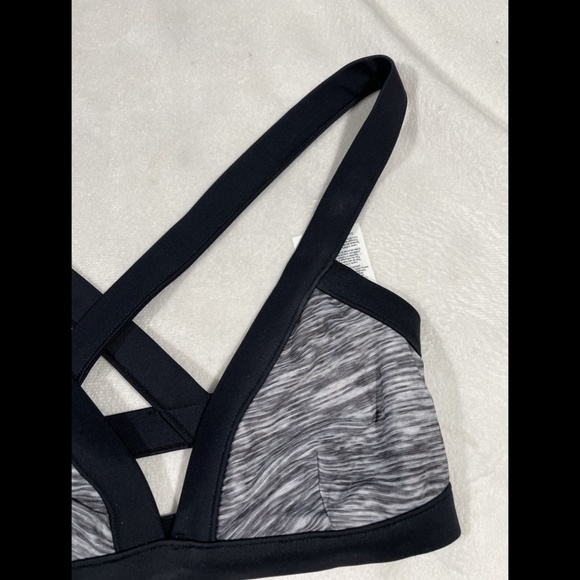 NEW Rip Curl Mirage Colorblock‎ X-Back Bikini Top in Black/Grey [SZ XS ] - Picture 8 of 13